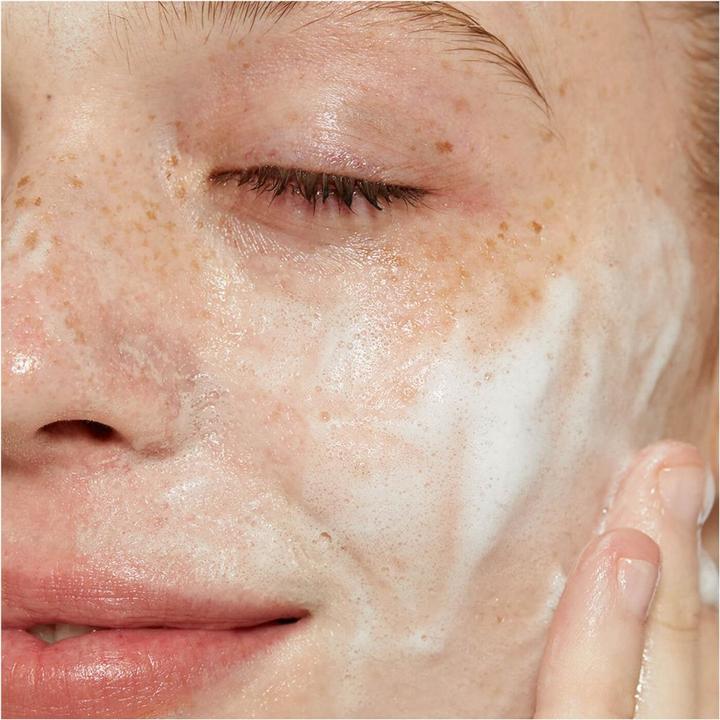 Actual product image Dermalogica Cleansers - Oil to Foam Total Cleanser (Cleansing oil, 250 ml)