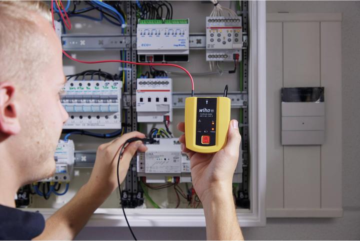 Productafbeelding Wiha Continuïteitstester tot 400 V AC, CAT II, incl. 2x AAA batterijen (CAT II 600V)