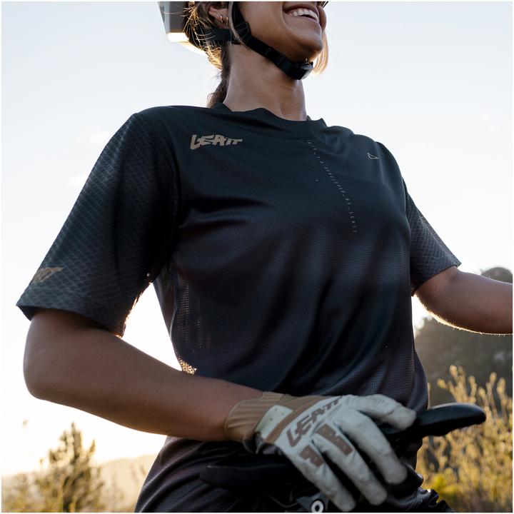 Actual product image Leatt Trail 3.0 (M)