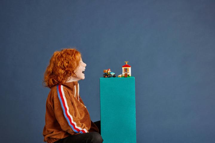 Produktbild LEGO Hühnerstall (60344, LEGO City)