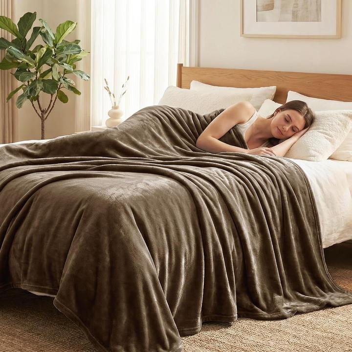 Produktbild Flauschige Sofa-Decke