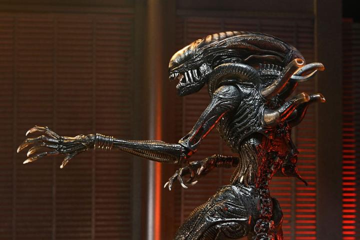 Actual product image Neca Alien: Romulus Ultimate Scorched Xenomorph