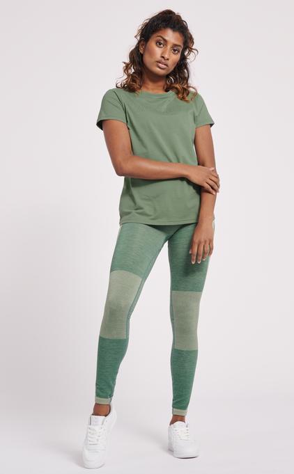 Actual product image hummel Te Cali Cotton T-Shirt (XS)