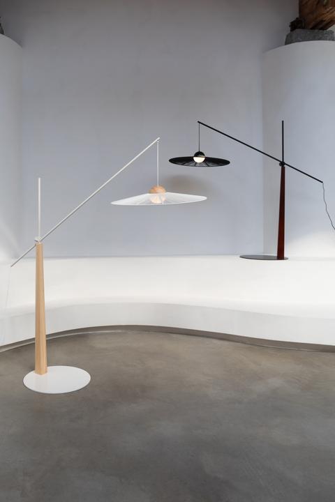 Produktbild Zuiver Floor Lamp Belle Black (E27)