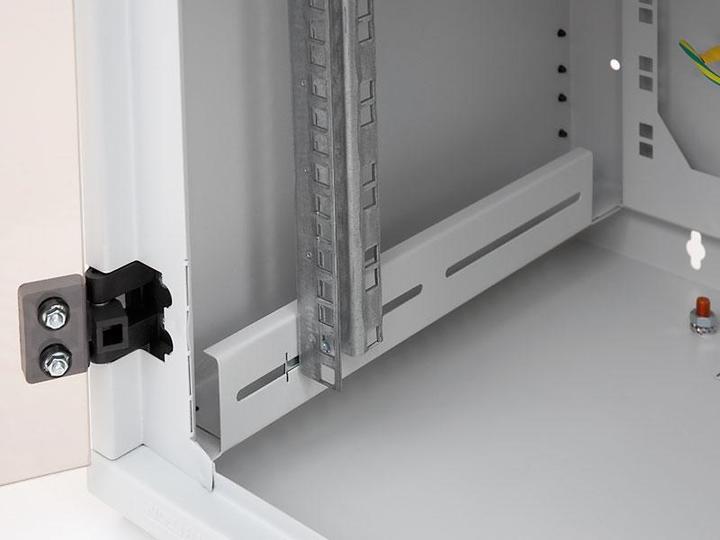 Immagine prodotto Triton RBA-06-AS5-CAX-A1 - Distributore a parete da 19", un pezzo, 6 U, 495 mm di profondità (6 HE, Rack da 19 pollici)