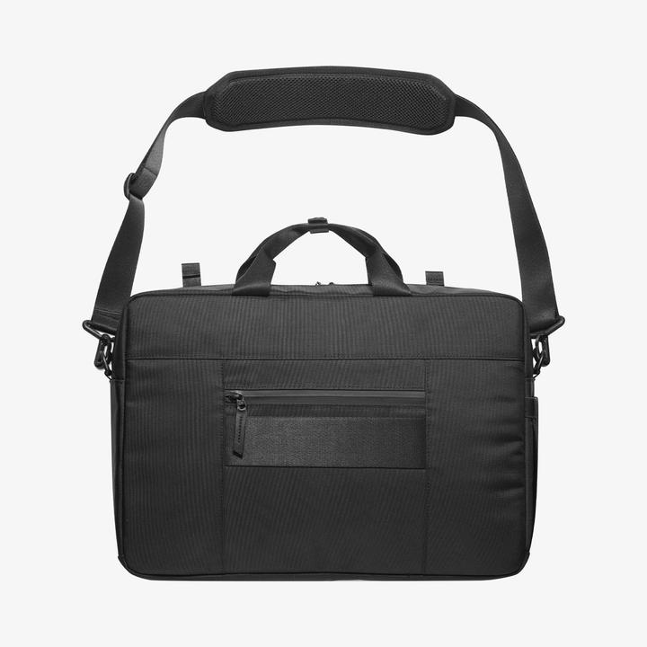 Actual product image Spigen Laptop bag Klasden black (16")