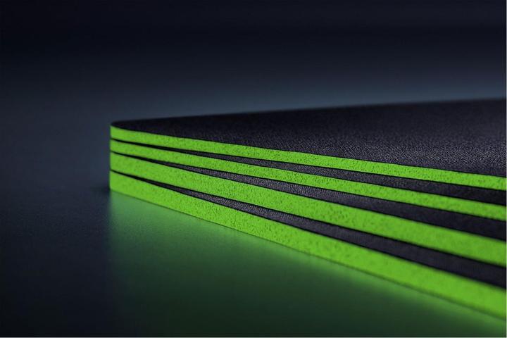 Actual product image Razer Gigantus V2 (XXL)