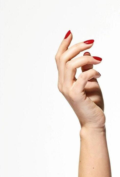 Actual product image Love'n Layer - Solid Grape Red (Artificial nails, Red)