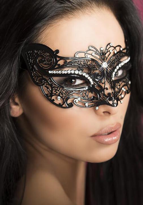 Actual product image Chili Rose Mask with rhinestones