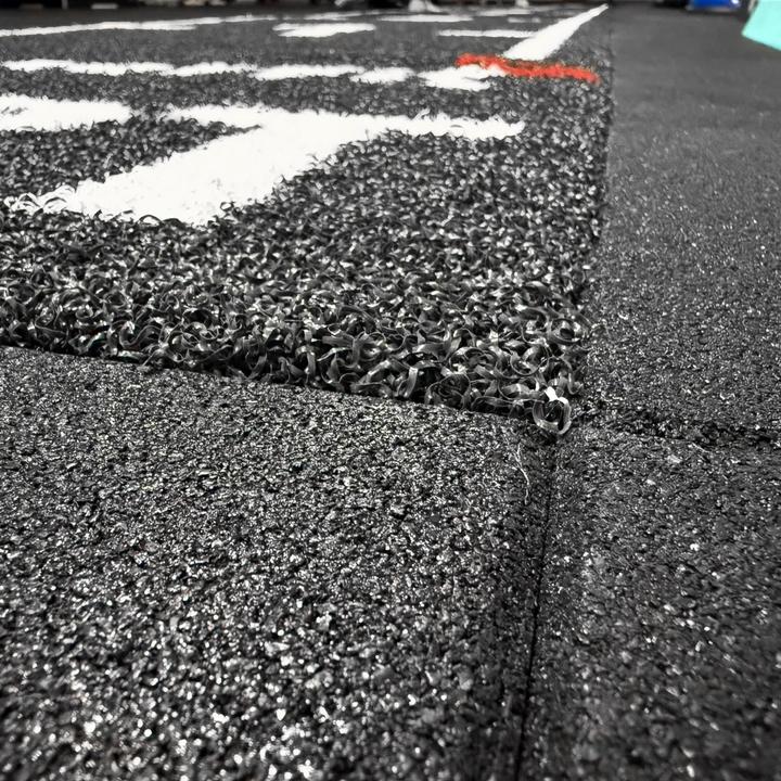 Actual product image Gladiatorfit Laufstrecke "Sled Track" aus abgestuftem Kunstrasen