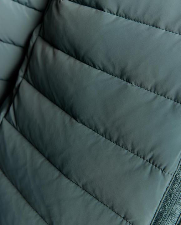 Produktbild Lyle and Scott Leichte und dehnbare Daunenjacke (L)