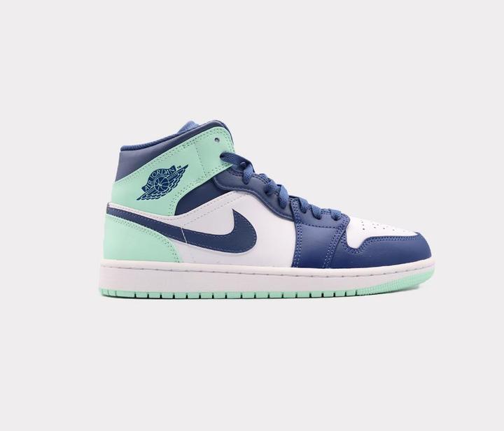 Produktbild Nike Air Jordan 1 (42)