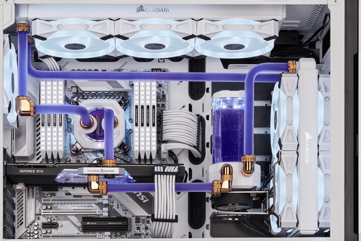 Produktbild Corsair CX-9059005-WW Computer Kühlkomponente Universal Kühlmittelrohr 3 Stück(e) Transparent (1 m, Kunststoff)