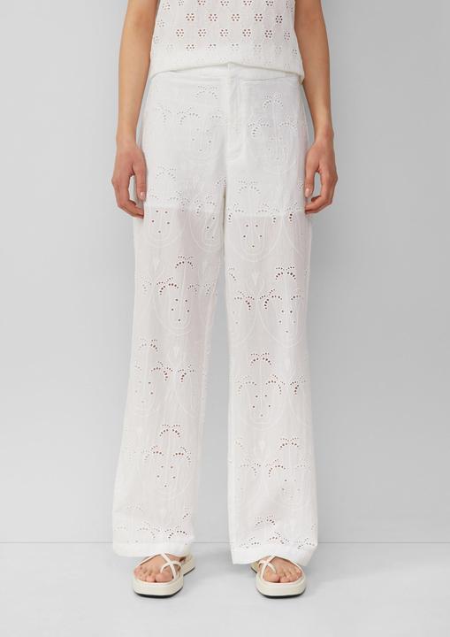Image du produit S.Oliver Hose Hose mit Lochstickerei | QS x Sarah & Tini (44)