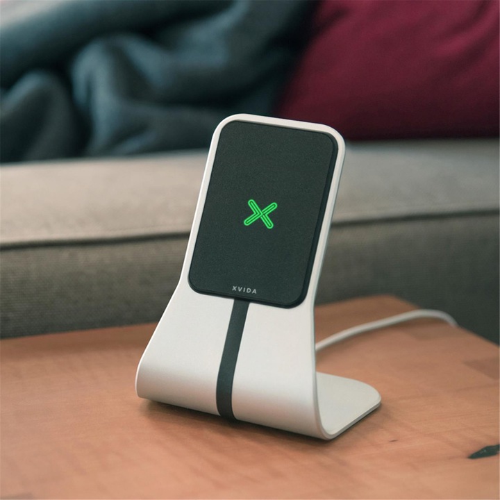 Actual product image Xvida Magnetic QI Wireless Charging Desk Stand (10 W)