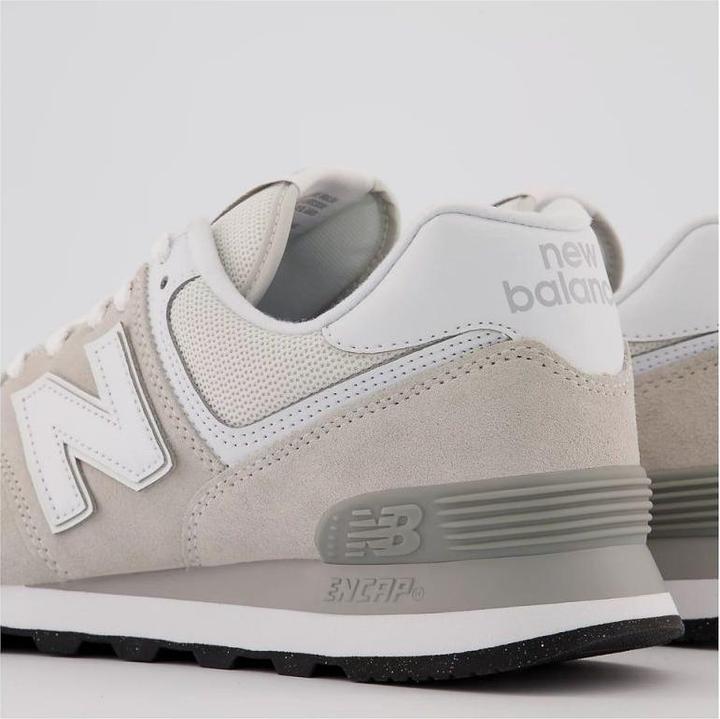 Image du produit New Balance ML574EVW (43)