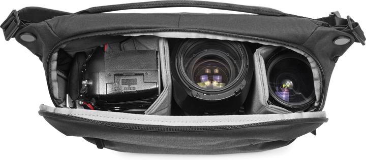 Actual product image Peak Design Everyday Sling 10L (Camera shoulder bag, 10 l)
