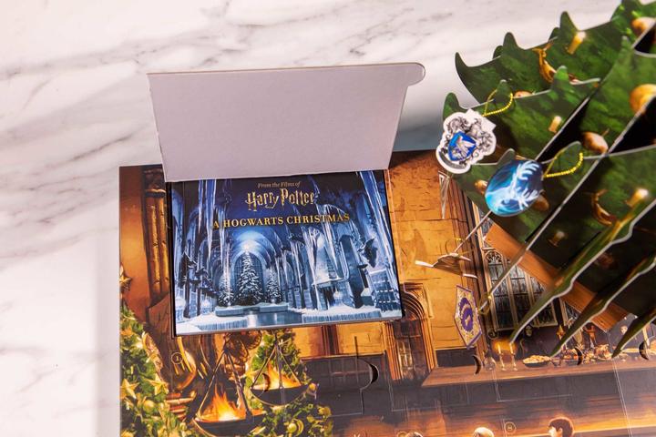 Produktbild Harry Potter: A Hogwarts Christmas Pop-up