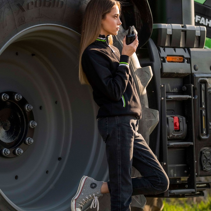 Actual product image Midland Xt70 (12 km)