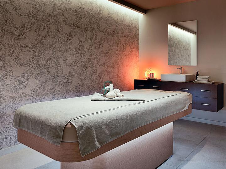 Produktbild Smartbox Paar-Spa-Day: 1 Tag Zugang im 5* Superior The View Lugano (2 Pers.)