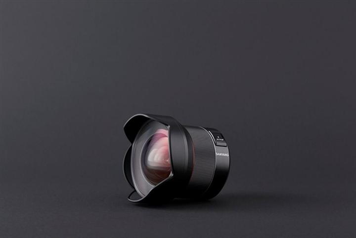 Actual product image Samyang AF 14mm F/2.8, Nikon (Nikon F, full size)