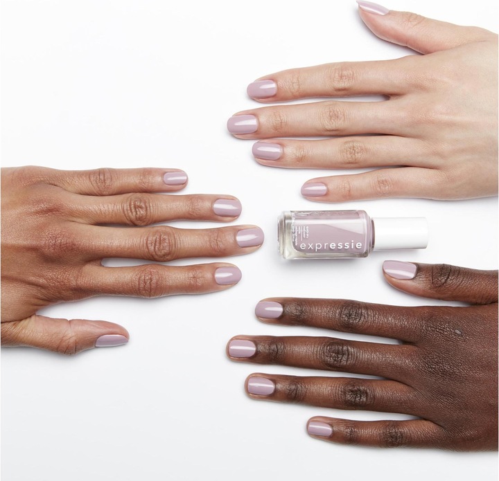 Actual product image Essie Expressie (210 Throw It On, Gel-Effect Nail Polish)
