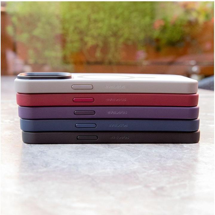 Produktbild Evelatus iPhone 15 Pro Hybird Case With Magsafe PC+TPU (Apple iPhone 15 Pro)