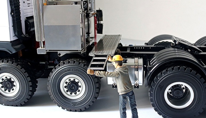 Image du produit Amewi Tracteur poids lourd T81E métal électrique 1:14 (RTR Prêt à fonctionner)