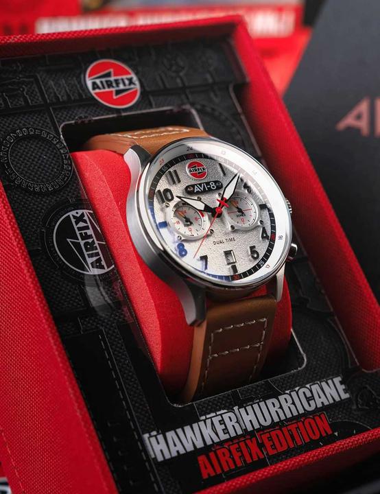 Produktbild AVI-8 AV-4088-06 Hawker Hurricane Dual-Time (Fliegeruhr)