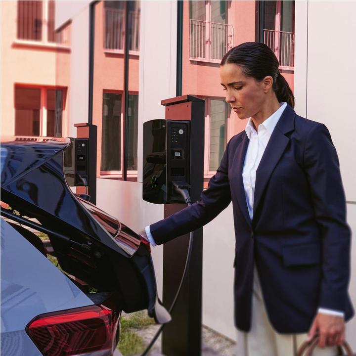 Immagine prodotto ABL Wallbox eM4 Twin REEV 100000183 conforme alle norme di calibrazione, Extender, 11/22 kW (Tipo 2, 22 kW, 32 A, Tipo 2)