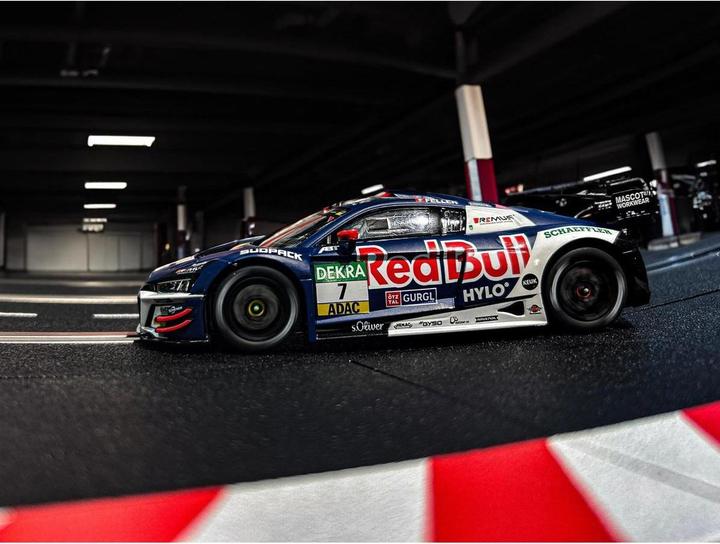 Produktbild Carrera Audi R8 LMS GT3