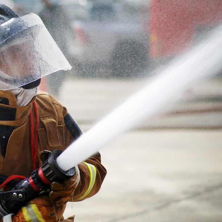 Produktbild Wiltec Hohlstrahlrohr 150 180 300 450 660 l/min THW Feuerwehr C Storzkupplung