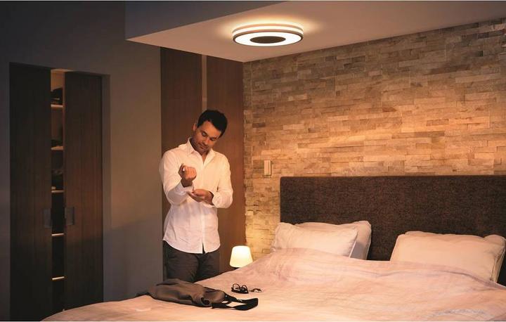 Produktbild Philips Hue Being Basis BT (2400 lm)