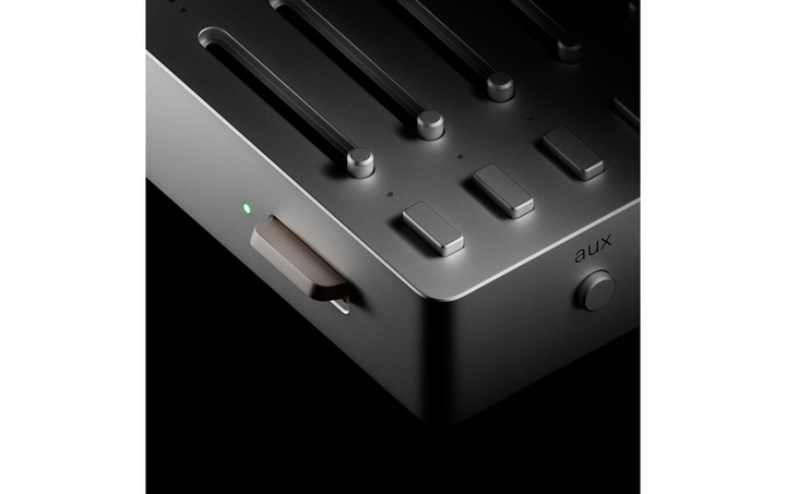 Image du produit Teenage Engineering TX-6 (Mélangeur de ligne)
