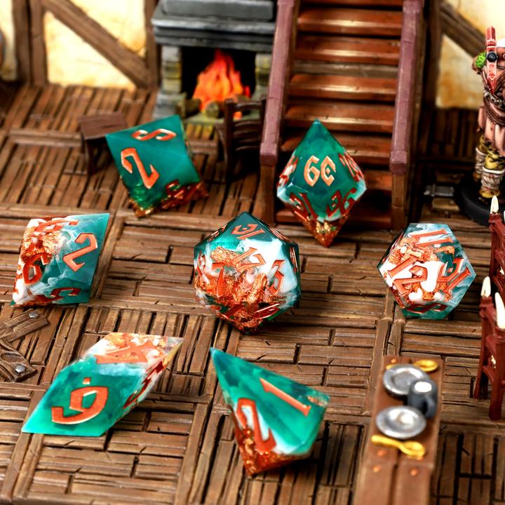 Immagine prodotto Glass Staff Mystic Marine Sharp Edge Resin RPG Dice Set