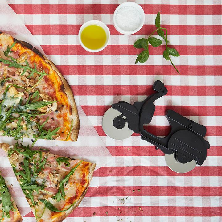 Actual product image Balvi Pizza cutter PIZZA SCOOTER