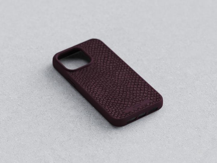 Actual product image Njord Salmon Leather Magsafe Case for iPhone 15 Pro Max, Rust (Apple iPhone 15 Pro Max)
