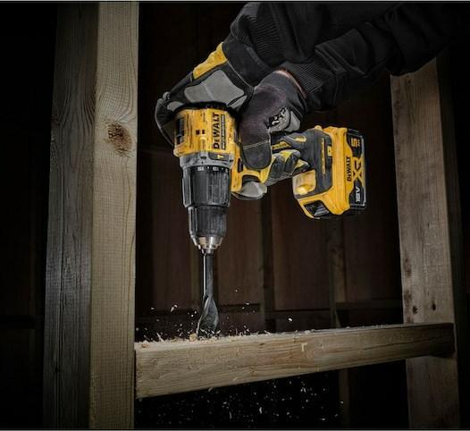 Actual product image DeWalt DCD100YP2T-QW (Rechargeable battery operated)