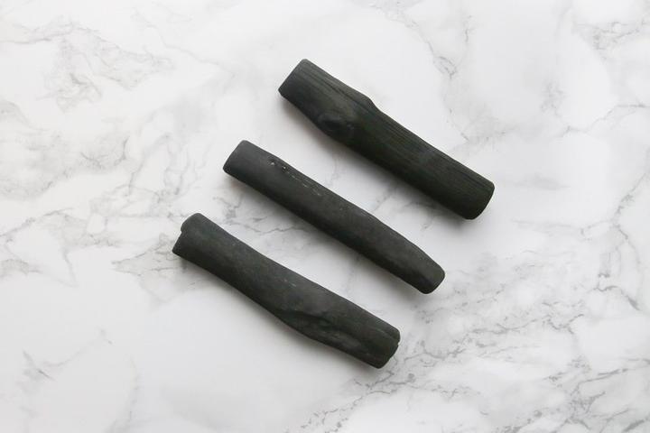 Actual product image Black + Blum eau good