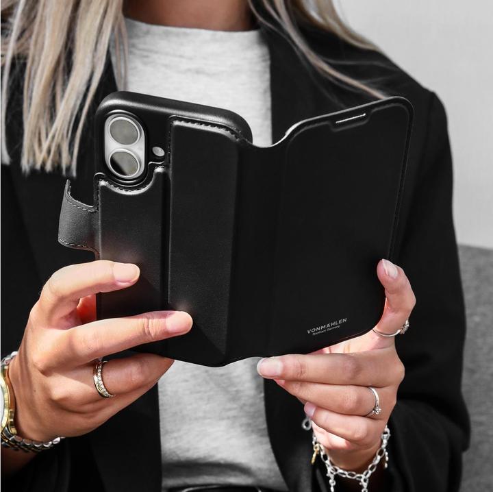 Actual product image Vonmählen Leather Folio (Apple iPhone 17 Pro)