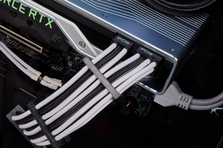 Produktbild Corsair Premium Kabelkamm Combo Kit (Gen 4)