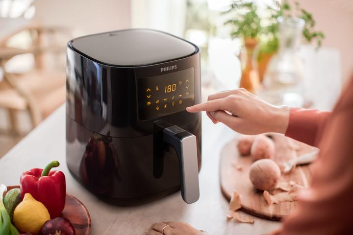 Actual product image Philips Airfryer HD9252/70 EU-Version (EU plug)