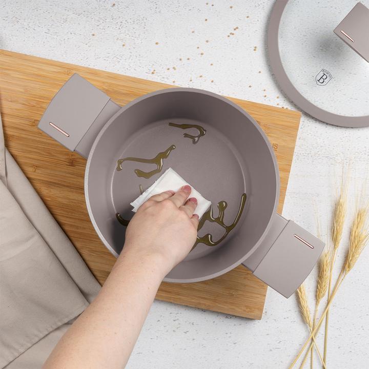 Image du produit BerlingerHaus Set de cuisine design avec dessous de plat, 10 pièces, taupe (Ensemble de casseroles et de poêles de cuisson, Aluminium)