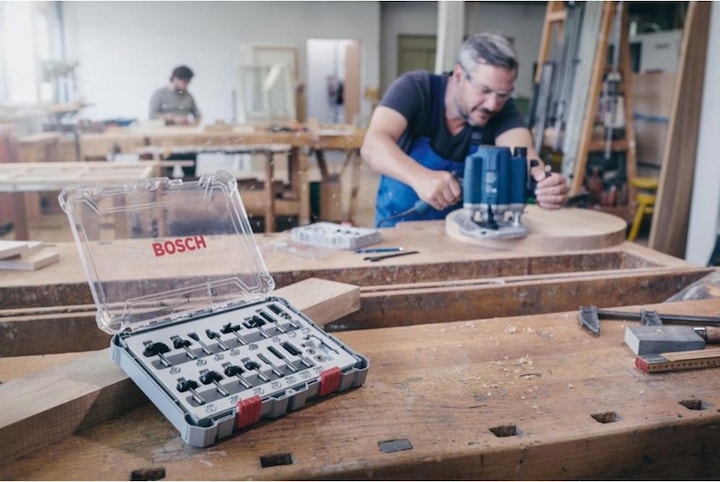Actual product image Bosch Professional Zubehör 15-piece milling cutter set, 8 mm shank for hand milling cutters