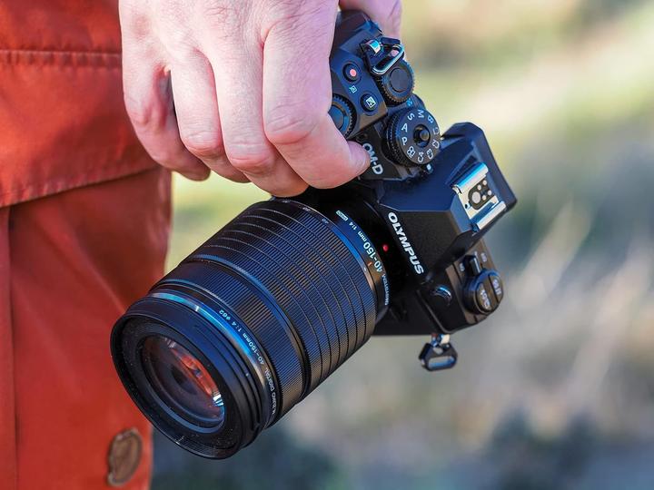 Produktbild OM System M.Zuiko Digital ED 40-150mm F4.0 Pro (Olympus OM, Micro Four Thirds)