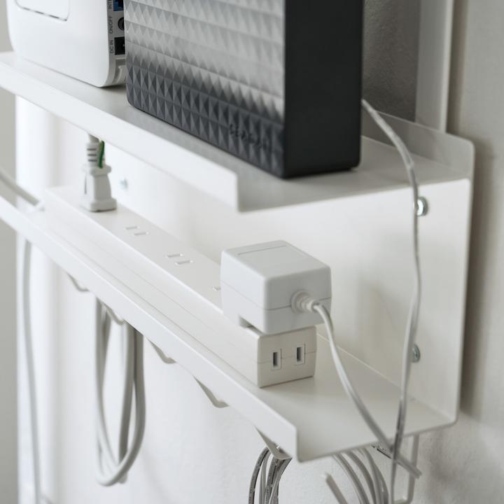 Actual product image Yamazaki Untertisch-Kabel- und Router-Organizer SMART
