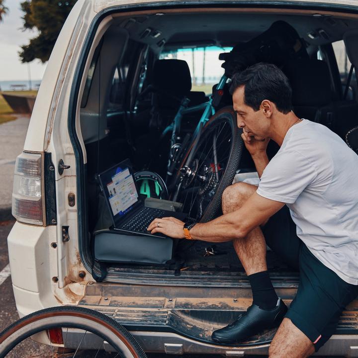 Produktbild HP Dragonfly Folio G3 (13.50", 512 GB, 16 GB, DE, Intel Core i5-1235U)