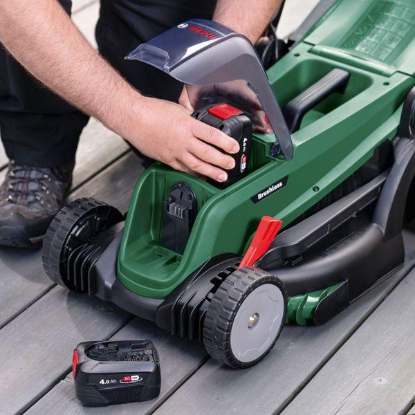 Image du produit Bosch Home & Garden UniversalRotak 2x18V-37-550 (Fonctionnement sur batterie)