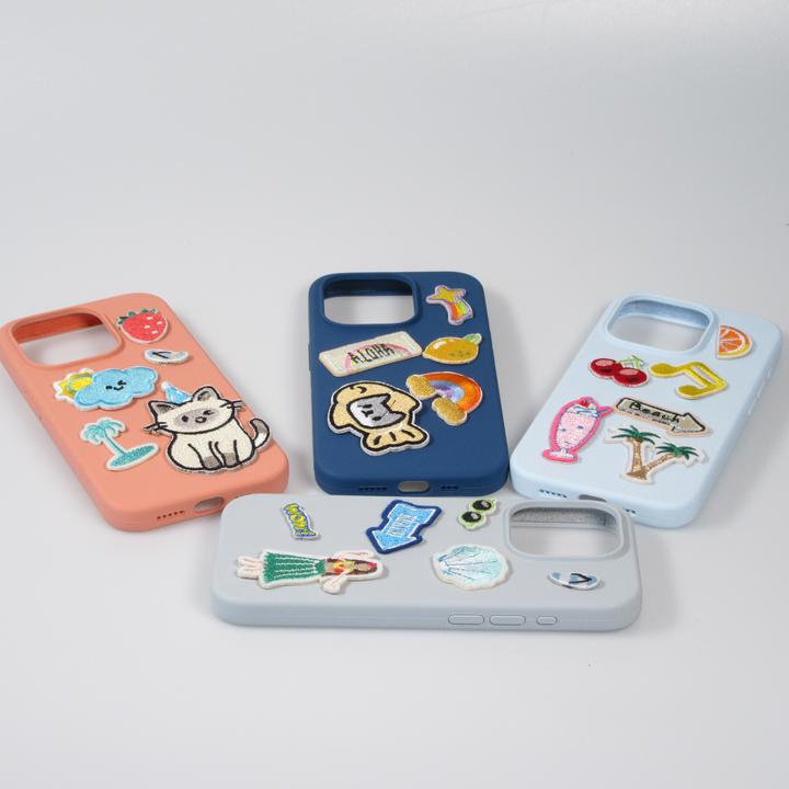 Actual product image PhoneLook Autocollant sticker pour téléphone/tablette/ordinateur brodé en 3D Cat inside Fish