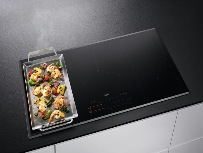 Actual product image AEG IKE95753FB 600 Series Cooktop